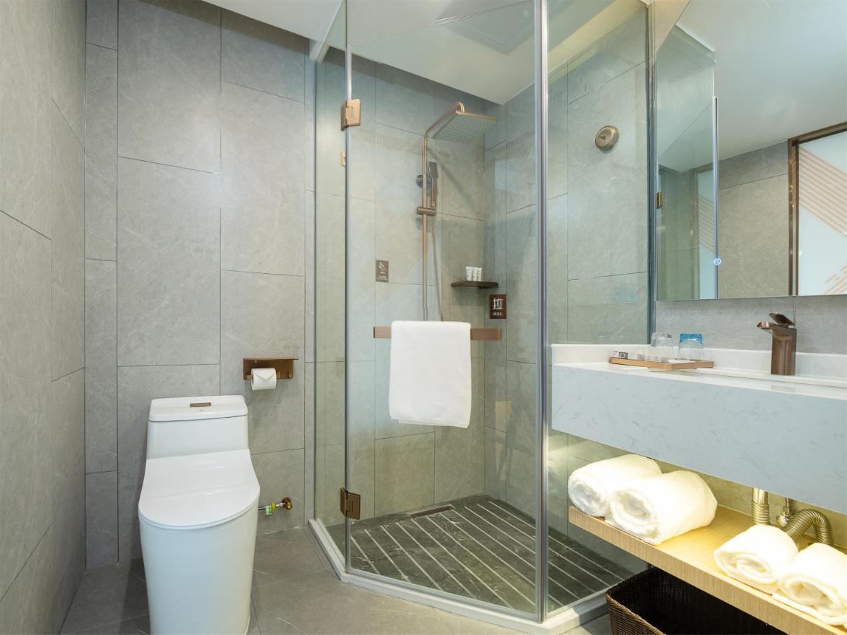 Chaoman Hotel -Guangzhou Shijing City Plaza Xiaoping Subway Station المظهر الخارجي الصورة